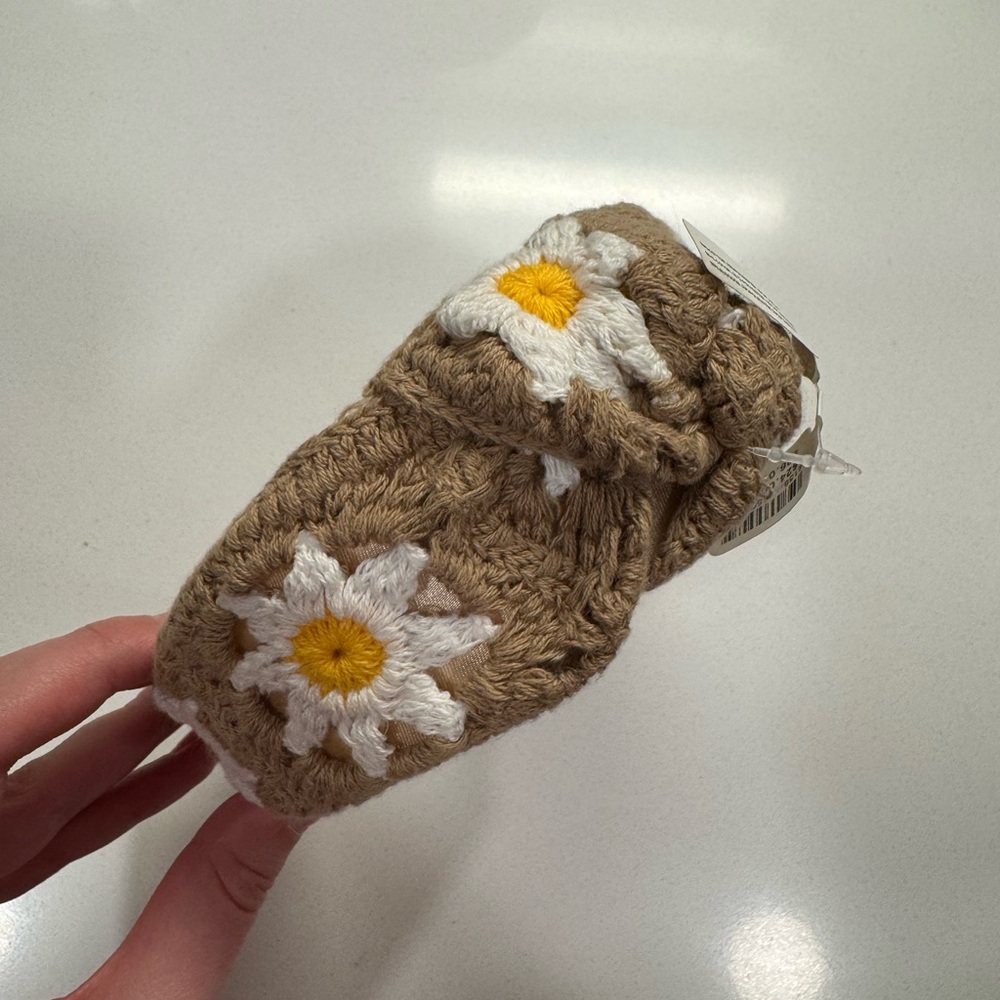 Anthropologie Sunflower HeadBand
BRAND NEW